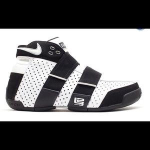 LeBron “20-5-5” basketball shoes Men’s size 10